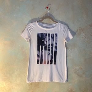 TOMMY HILFIGER T-SHIRT